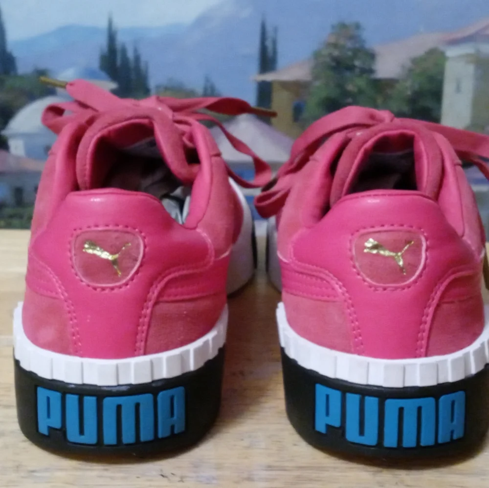 👟👟Puma Cali👩women 6.5,Bright Pink.💝 Get Your Feet In These Shoes.👟🎒 - Picture 6 of 16